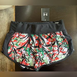 NWT Under Armour Women’s Size Small Speedpocket Running Shorts, NEW WITH TAGS!